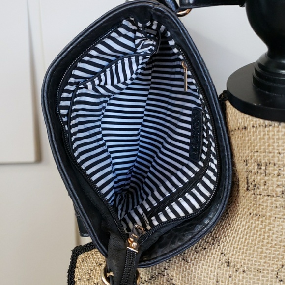 Charming Charlie purse satchel black crossbody adjustable strap zipper closure - Picture 6 of 6